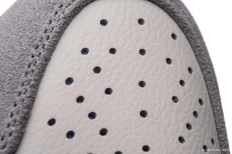 High Pale Ivory (W) AH7389-101 Retro Jordan   1 air 0907